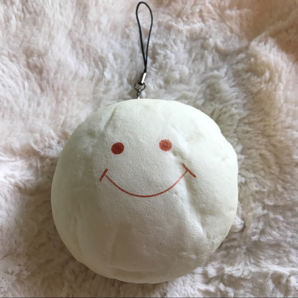 Large White Marshmallow Bun Squishy